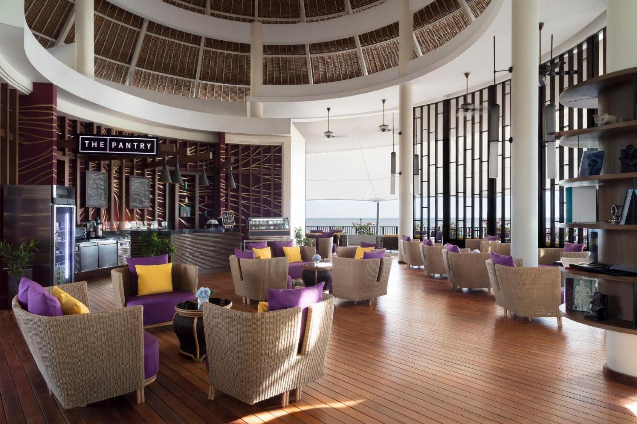 Avani Sepang Goldcoast Resort Kampong Bagan Lalang Eksteriør bilde The Pantry