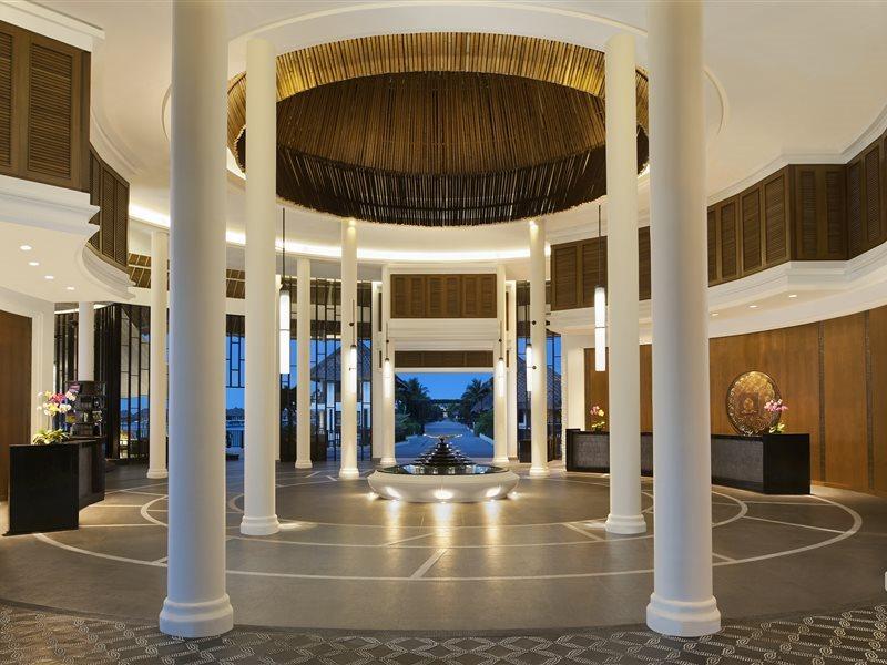 Avani Sepang Goldcoast Resort Kampong Bagan Lalang Eksteriør bilde The lobby of the hotel