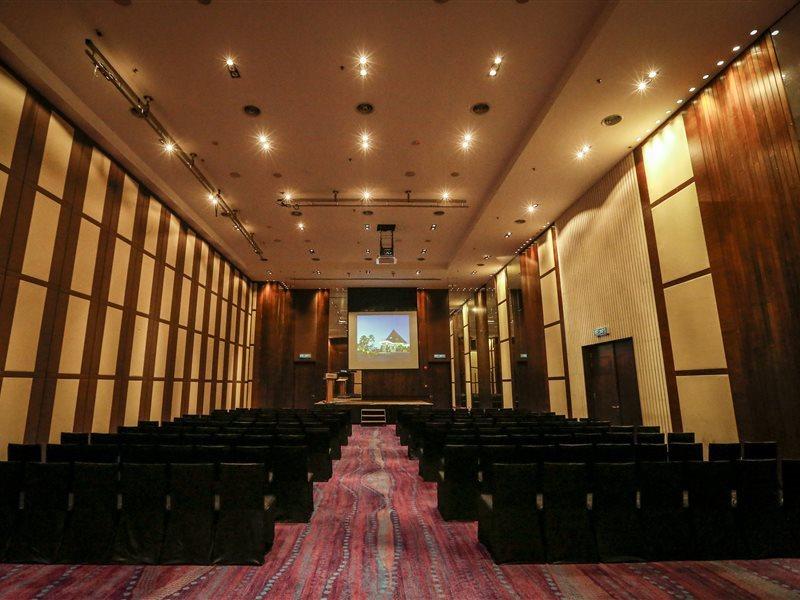 Avani Sepang Goldcoast Resort Kampong Bagan Lalang Eksteriør bilde The main auditorium