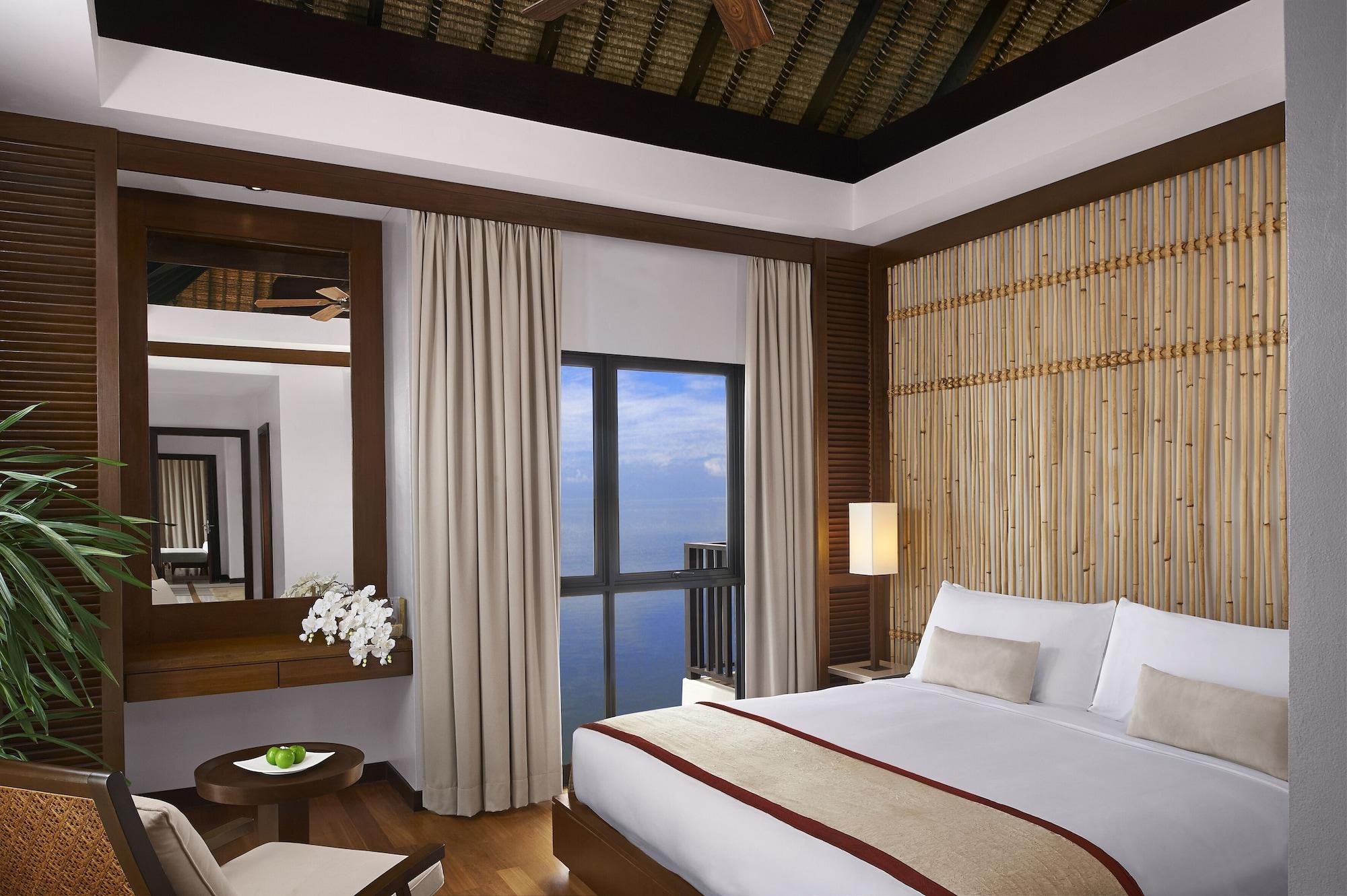 Avani Sepang Goldcoast Resort Kampong Bagan Lalang Eksteriør bilde A bedroom at the Shangri-La at the Fort