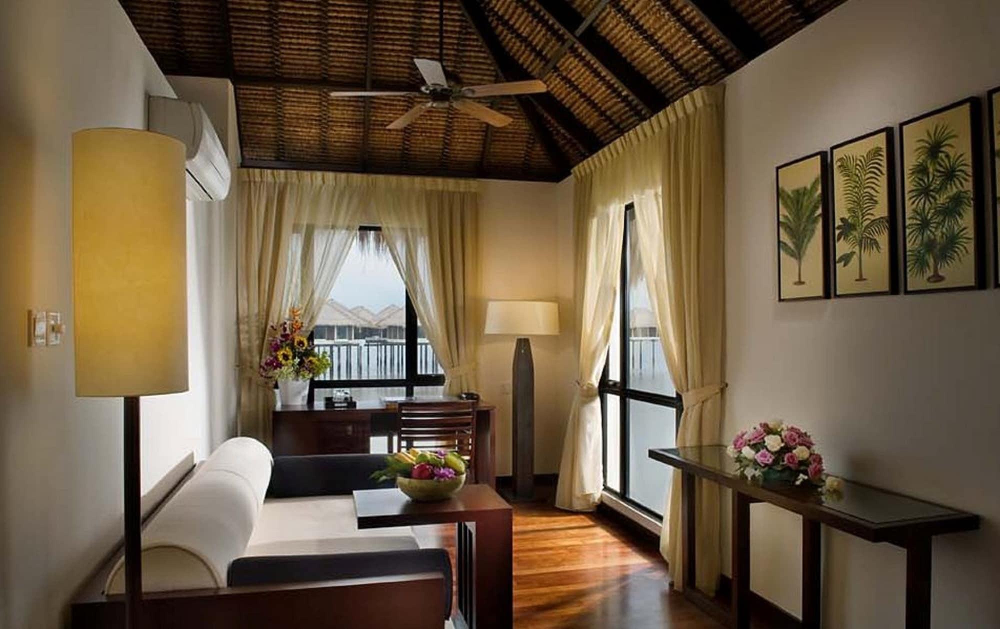 Avani Sepang Goldcoast Resort Kampong Bagan Lalang Eksteriør bilde A room at the resort